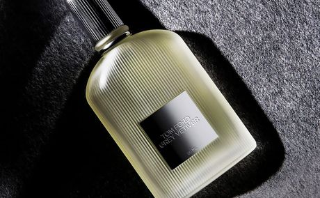 Fragrances That Smell Professional, Not Overpowering, at Work