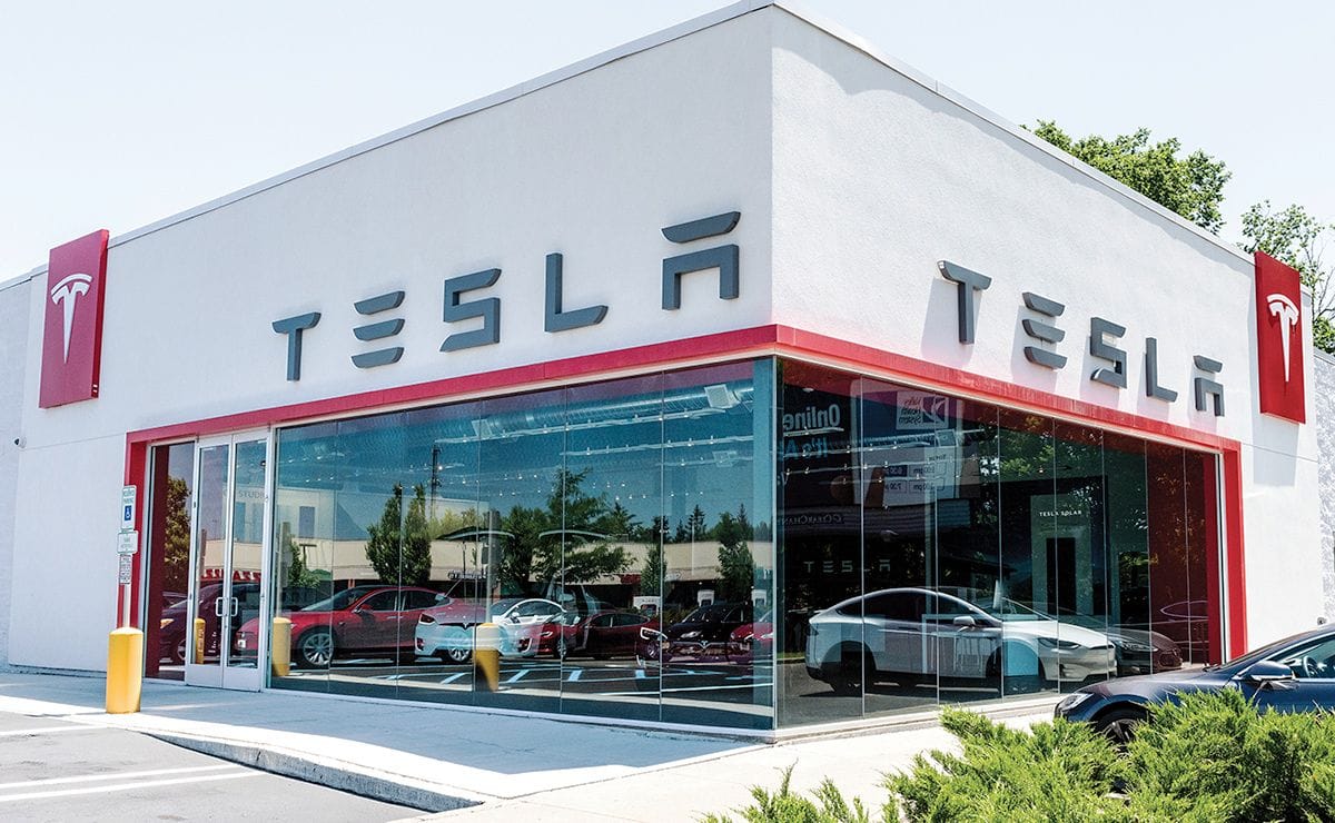 Tesla klopt winstprognose maar mist omzet: aandeel stijgt 3% nabeurs op sterke brutomarge
