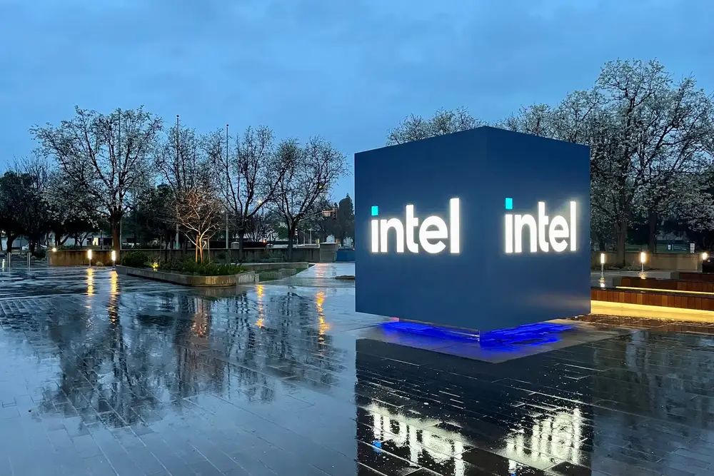 Intel keldert 10%, AMD -5%: chipsector incasseert na parabolische rally Afbeelding bij bericht