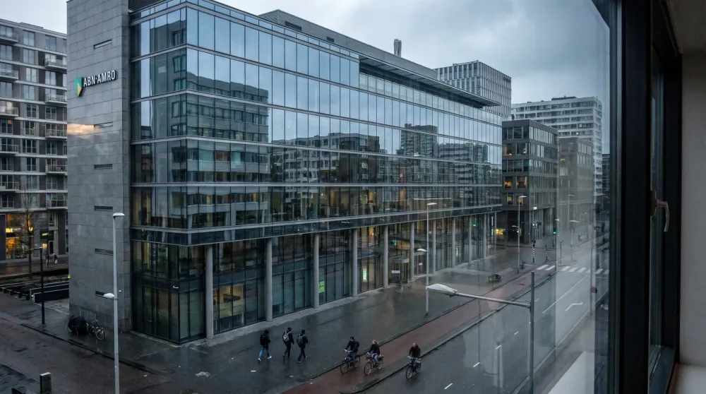 Staat bouwt ABN Amro-belang af naar 20,5%: levert de reddingsoperatie van 2008 de burger iets op? Afbeelding bij bericht