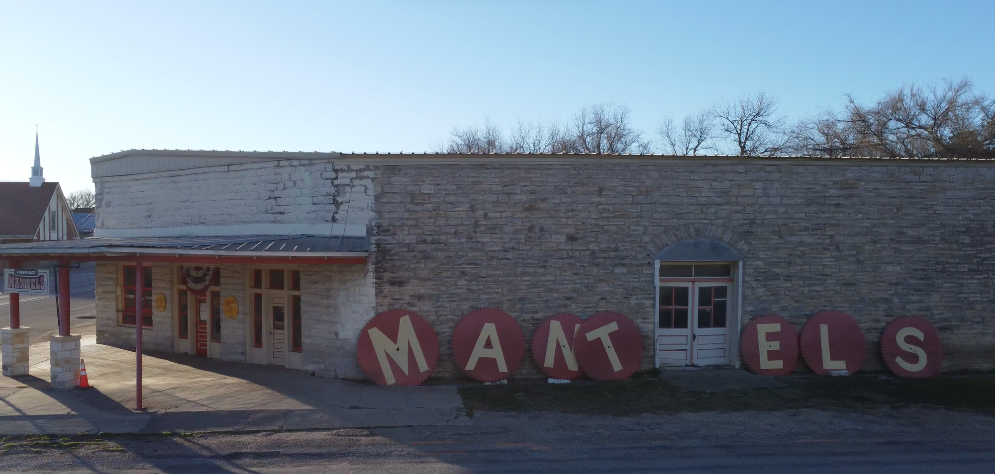 One of the buildings at Valley Mills Mantels in Valley Mills, TX