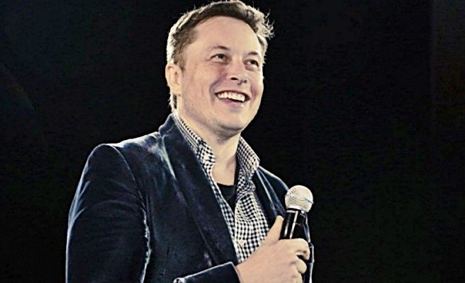 TESLA HİSSELERİ ZİRVEYE OYNUYOR