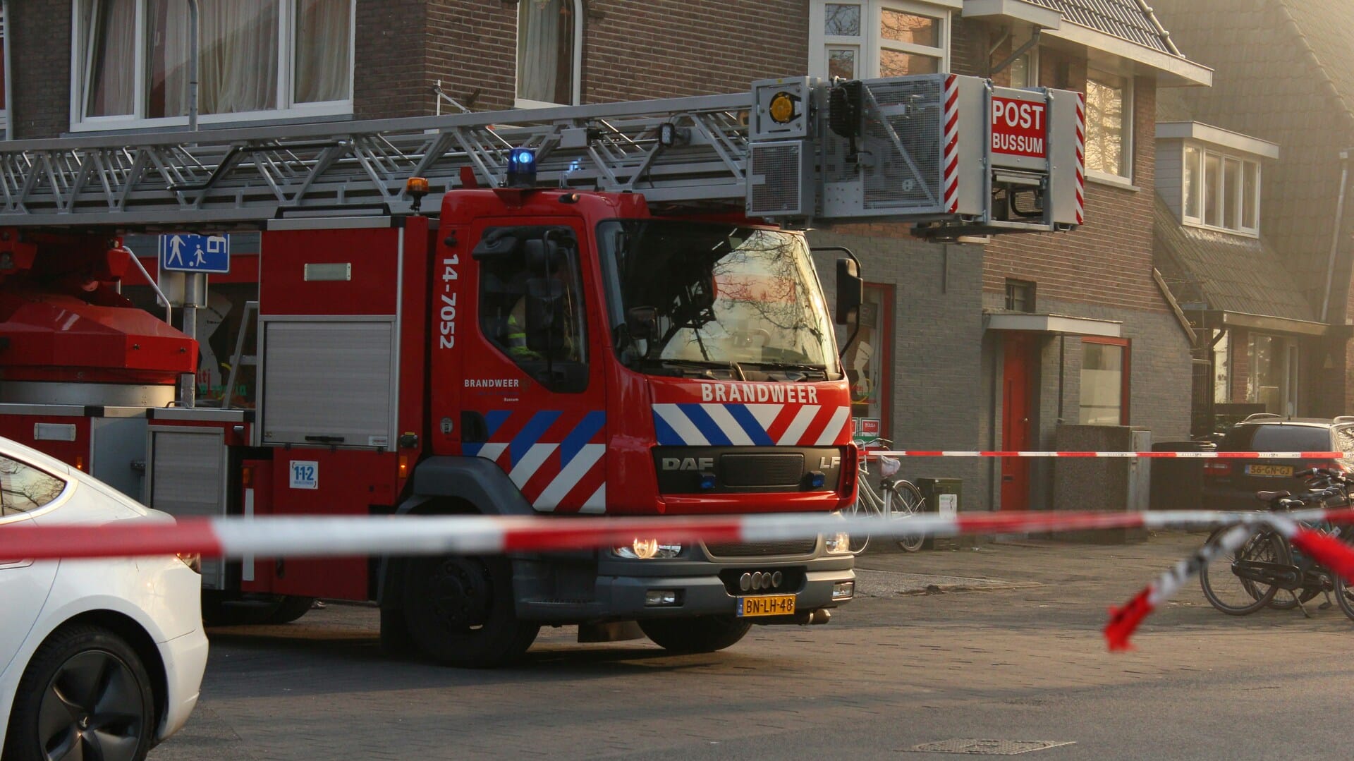1 Dead, 5 Injured in Amsterdam Flat Fire; About 100 Homes Now Uninhabitable