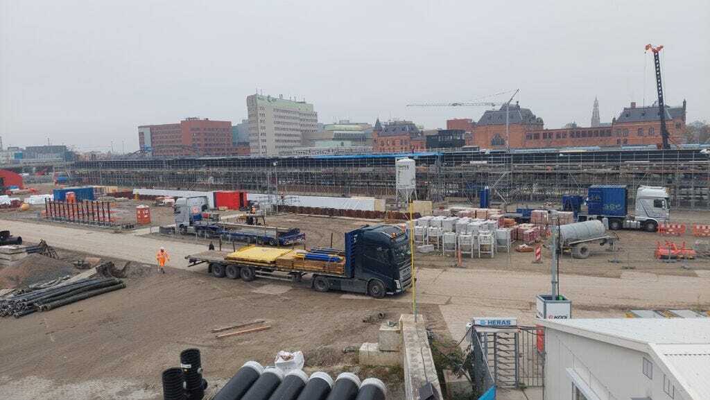 Groningen Central Station Renovation Delayed Again