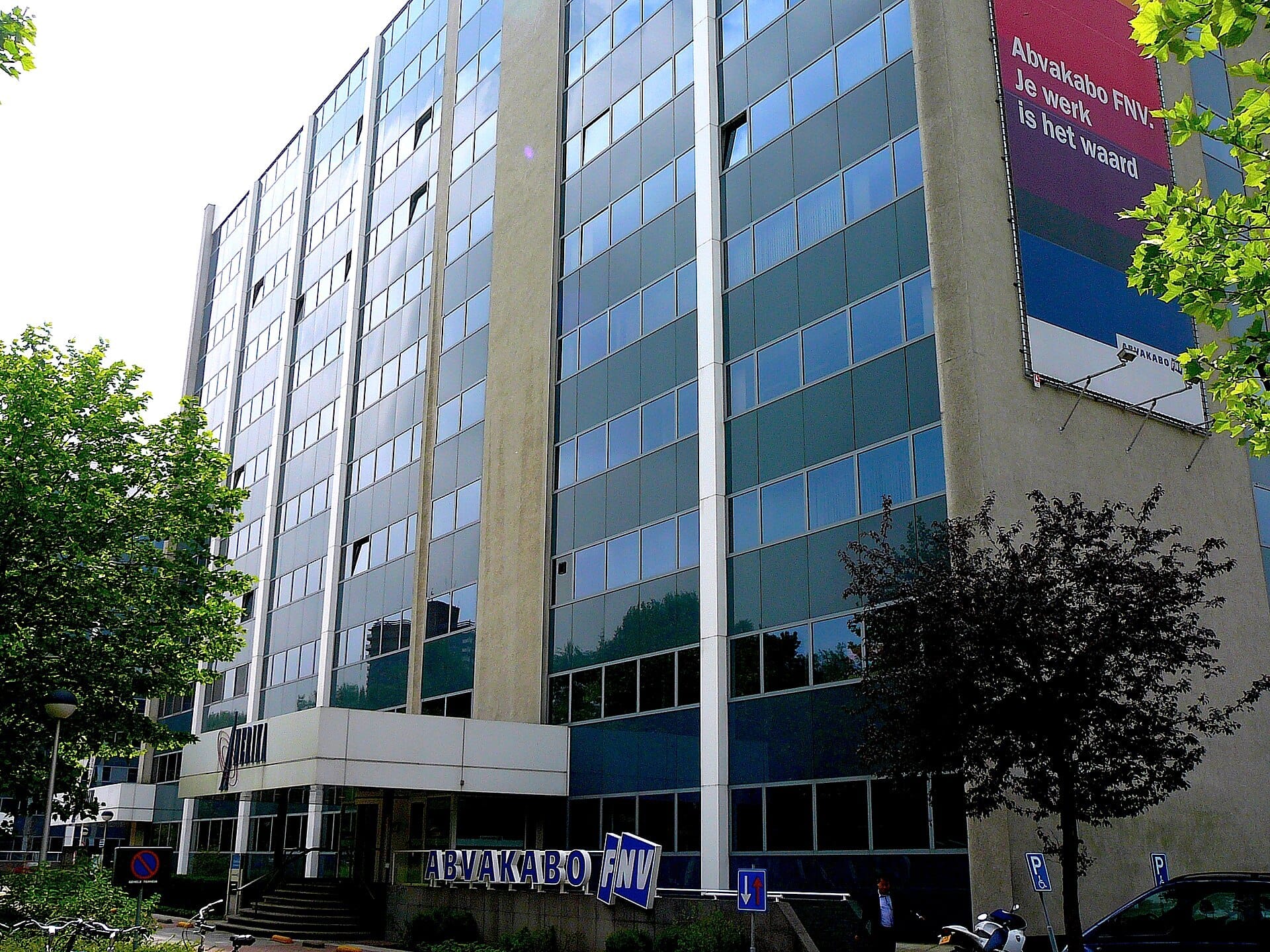 Dutch Trade Union Asks EU to Step In Over Minimum Wage Law