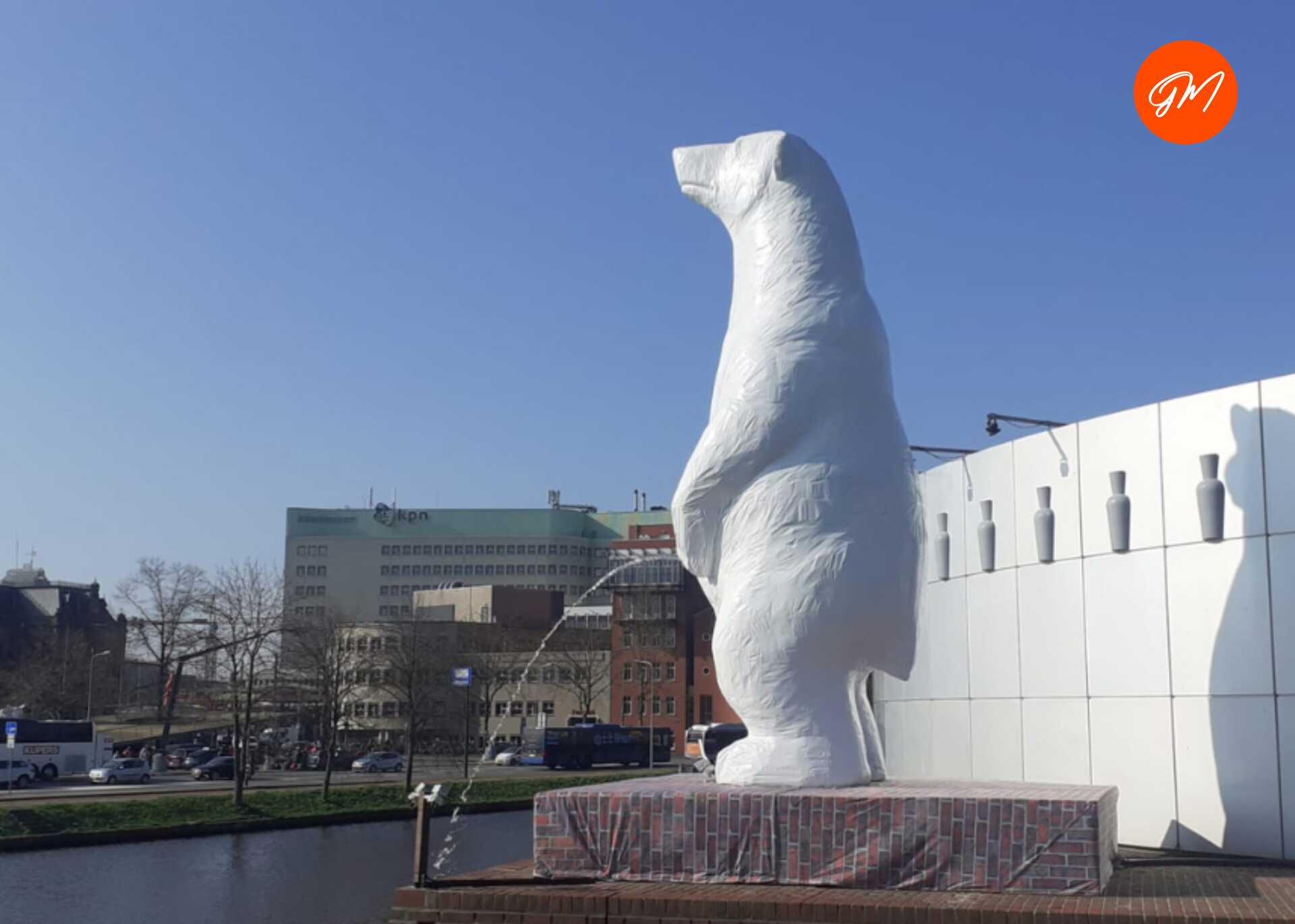 This Polar Bear is Pissing on Groningen