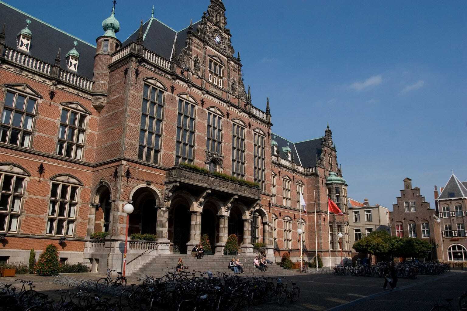 University of Groningen’s Free Online Dutch Course Reaches 300,000 Participants