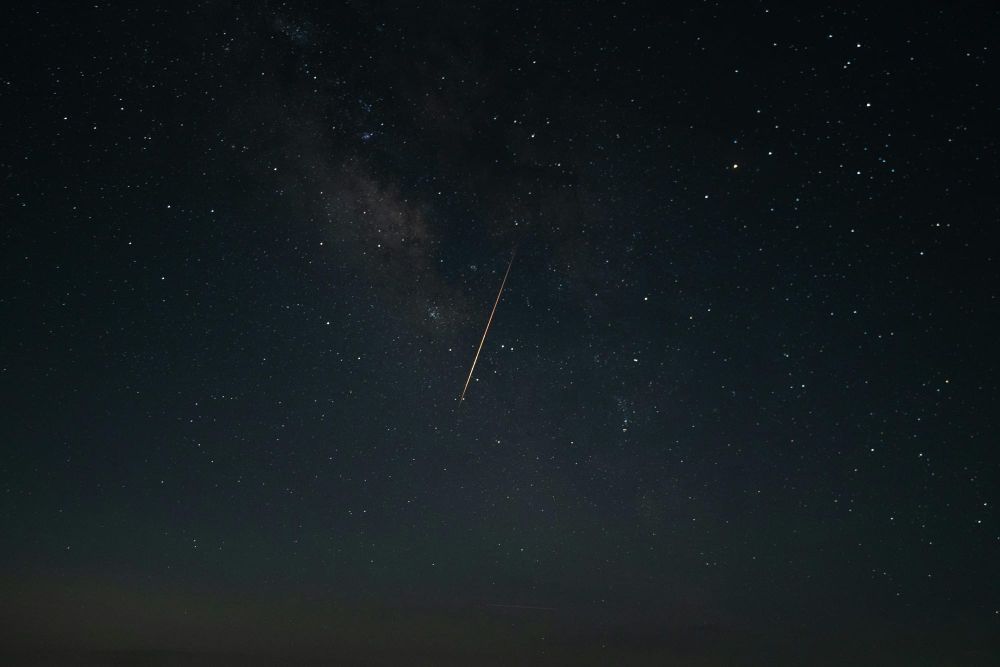 Meteor Seen Over the Netherlands Sent Fragments Into German Homes post image