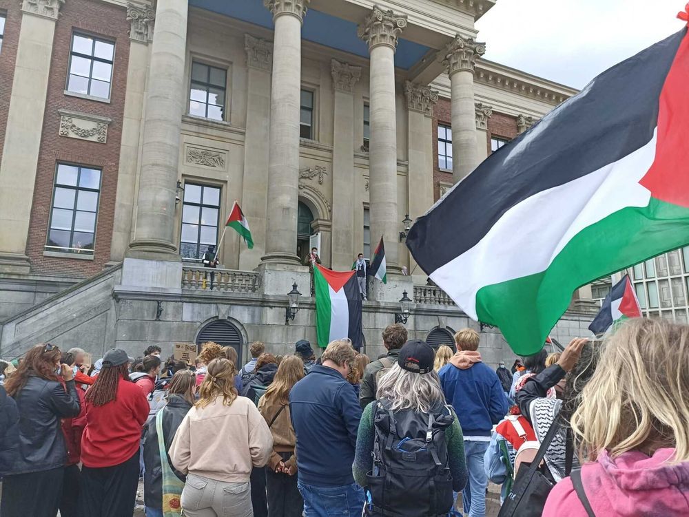 RUG Security Denies Students Due to Face Mask and Palestinian Flag, University Admits Mistake post image