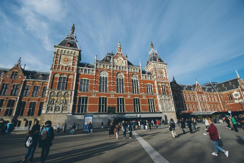 Over 20,000 People Without a Home in Amsterdam and the Hague, Statistics Show post image