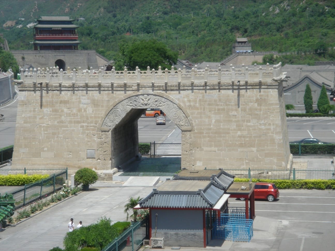 C:\Users\Suvdsuren\Desktop\New Folder (2)\DSC07373.JPG