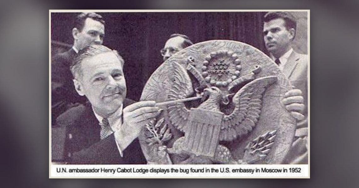 АНУ-ын Элчин сайдыг 7 жил тагнасан нь