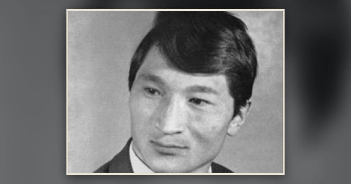 Хүү минь чамд авьяас байна, гэвч монгол хэлийг төгс эзэмших хэрэгтэй