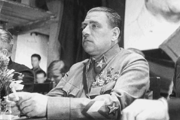Сталинд адлагдаж, шоронд үхсэн Блюхер
