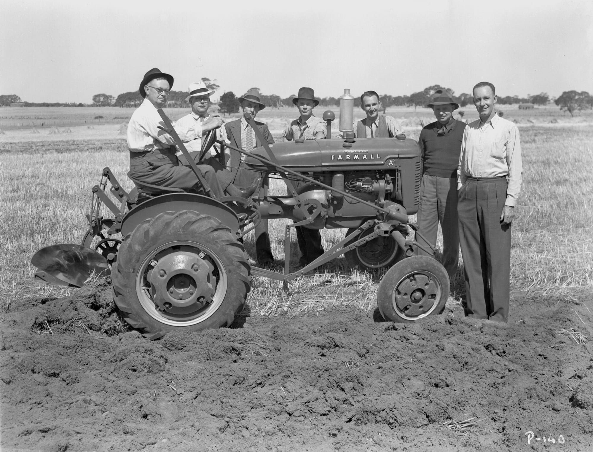 The bogged tractor principle
