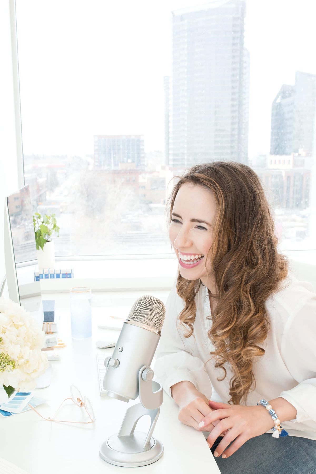 Struggling to breastfeed? Certified Lactation Consultant Lo Nigrosh shares why it's not your fault | Ep. 45