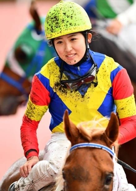 Seina Imamura Makes History with First Female JRA Grade 1 Victory