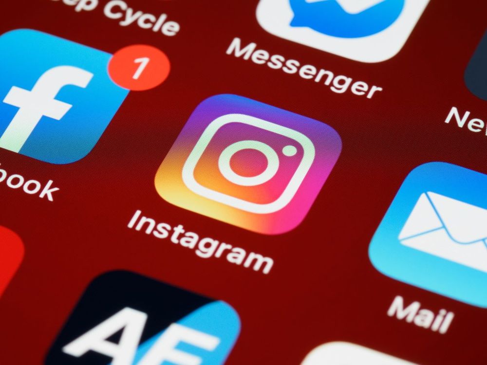 Обзор Instander. Мод с режимом невидимки для Instagram
