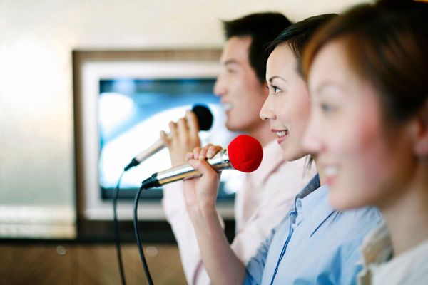 Как добавить отображение текстов песен на YouTube