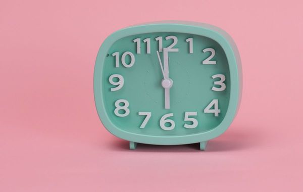 Notepost — бот для отложенного постинга в Telegram с новыми возможностями