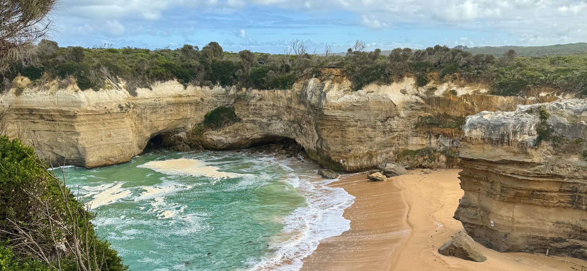 The beach inside Loch Ard Gorge