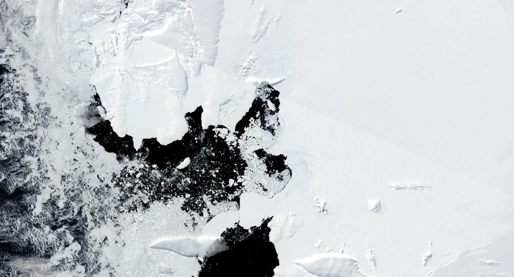 Watch a giant iceberg break free from Antarctica post image