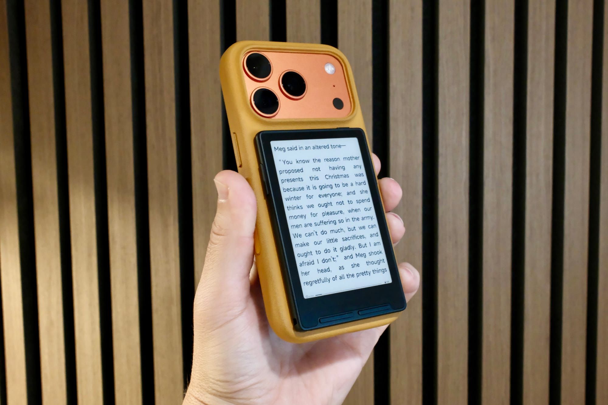 This tiny $79 e-reader could help you read more, but there's a catch