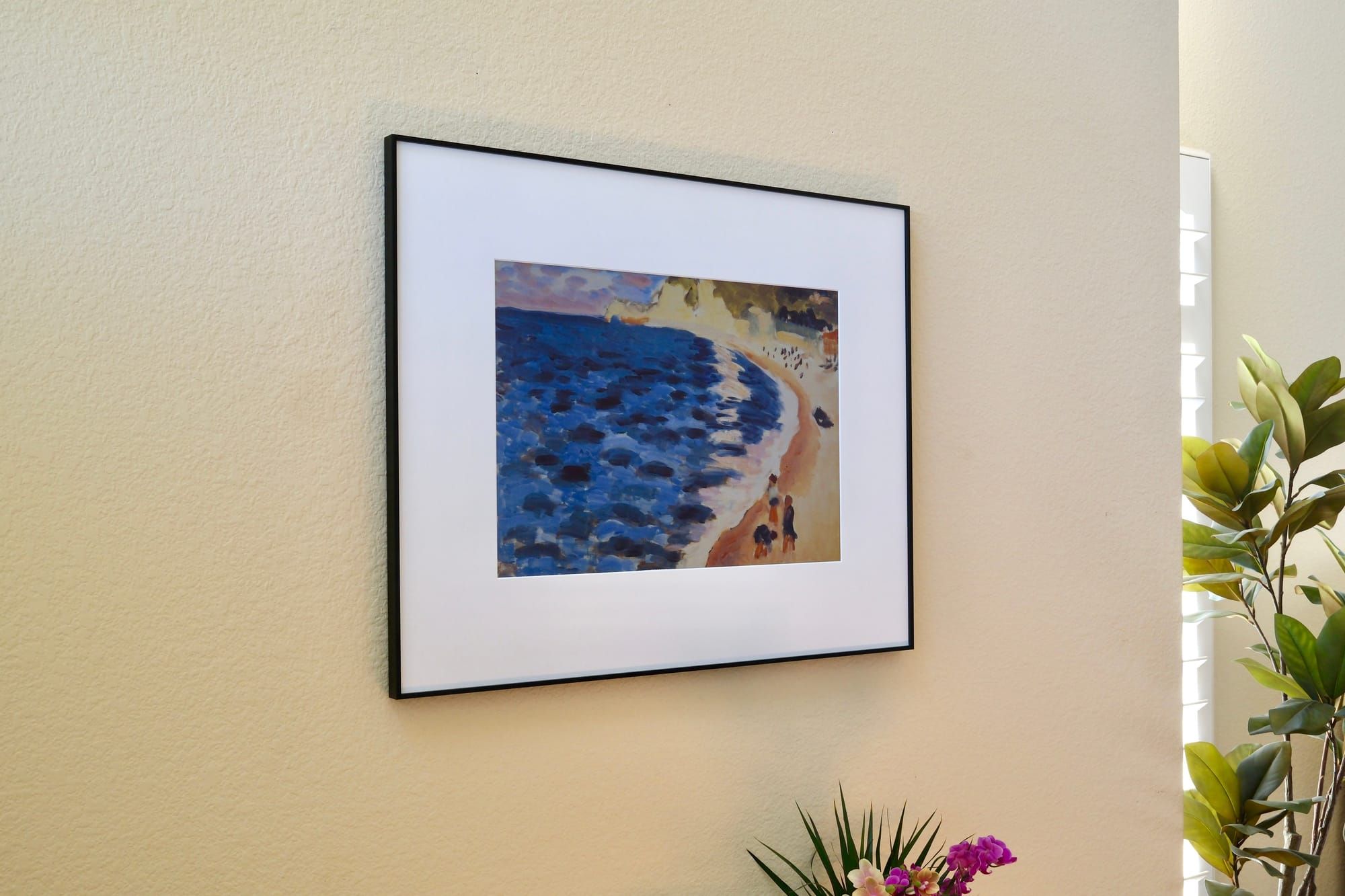 This luxury digital frame made my home feel like a personal art gallery