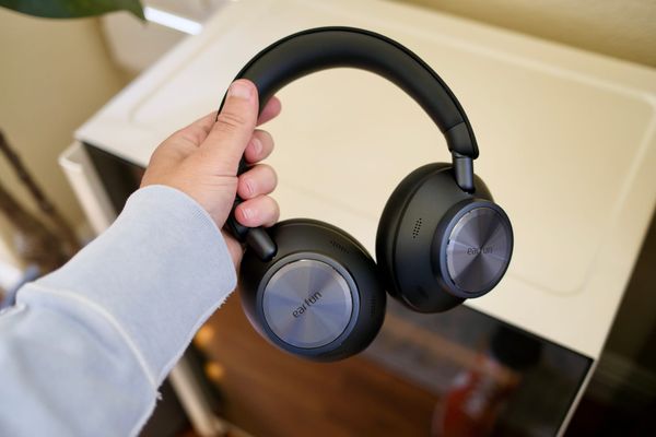I found a pair of wireless headphones that punch well above their $130 price tag