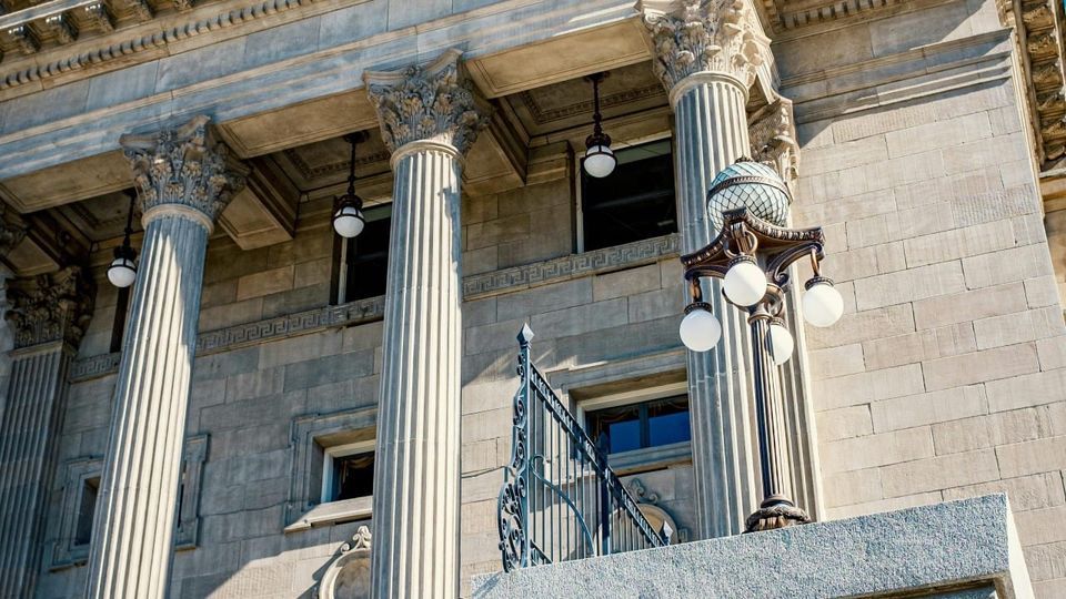Cyber Resilience Act (CRA) and AI: New Requirements for Software and Systems