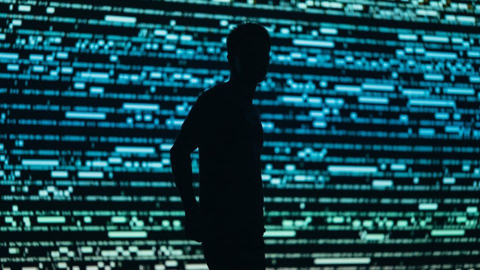 Why States Deploy Advanced Persistent Threats