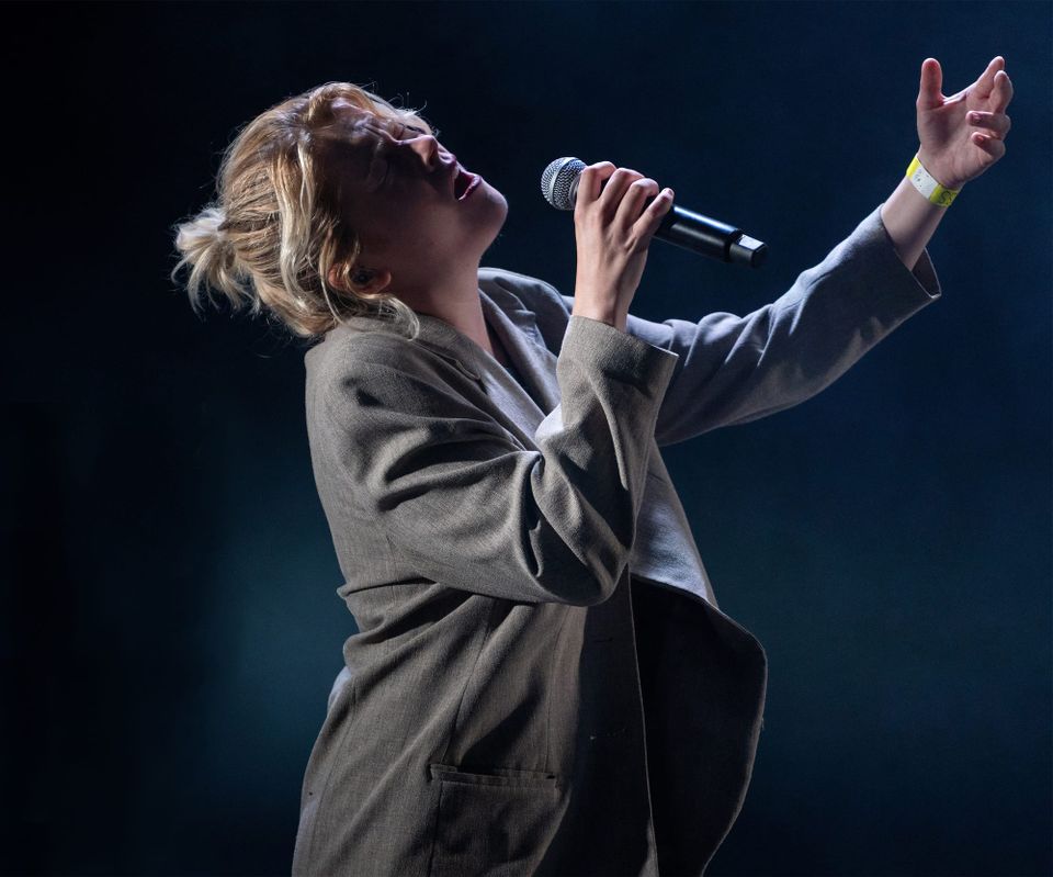 Zaho de Sagazan : De l’Ehpad à la scène, une artiste engagée (le 20 décembre / Fonda Theater)