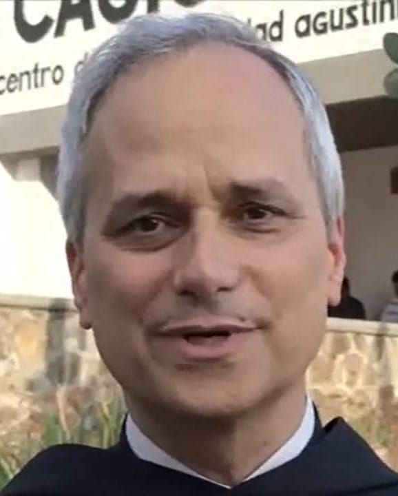 Le nouveau pape américain : cousin éloigné de Catherine Deneuve ?