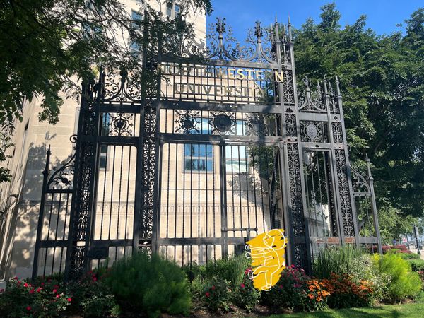 A Morning Detour to McKinlock Gate