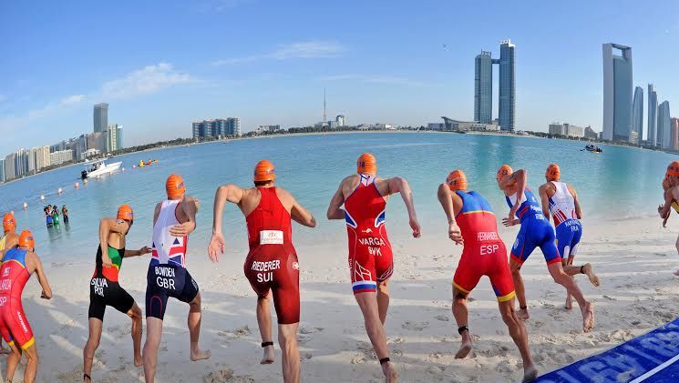 Începe World Triathlon Series, primul concurs e în Abu Dhabi