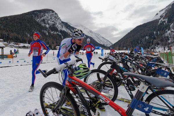 Campioantul Mondial de Winter Triathlon
