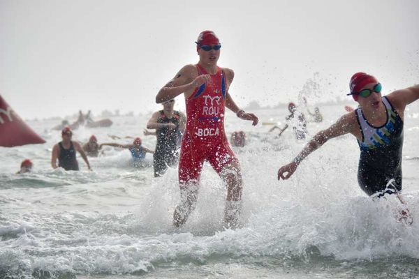 Peste 2.000 de sportivi vor lua startul la TriChallenge Mamaia