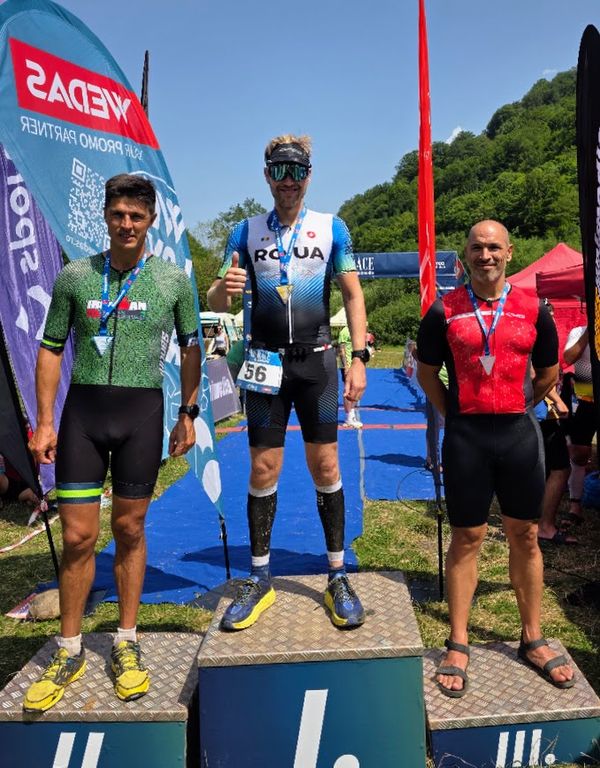 Triatlon Cluj: o cursă cu suflet, între prieteni