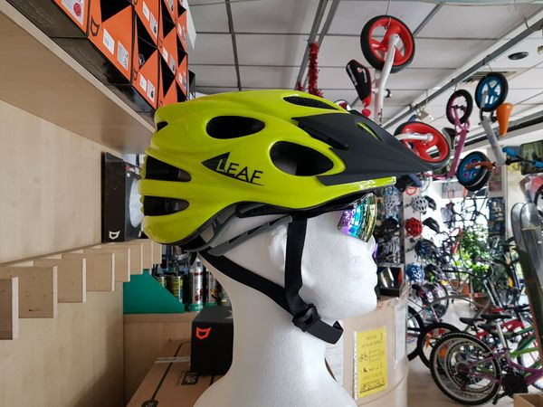 Oferta zilei: casca Catlike Leaf