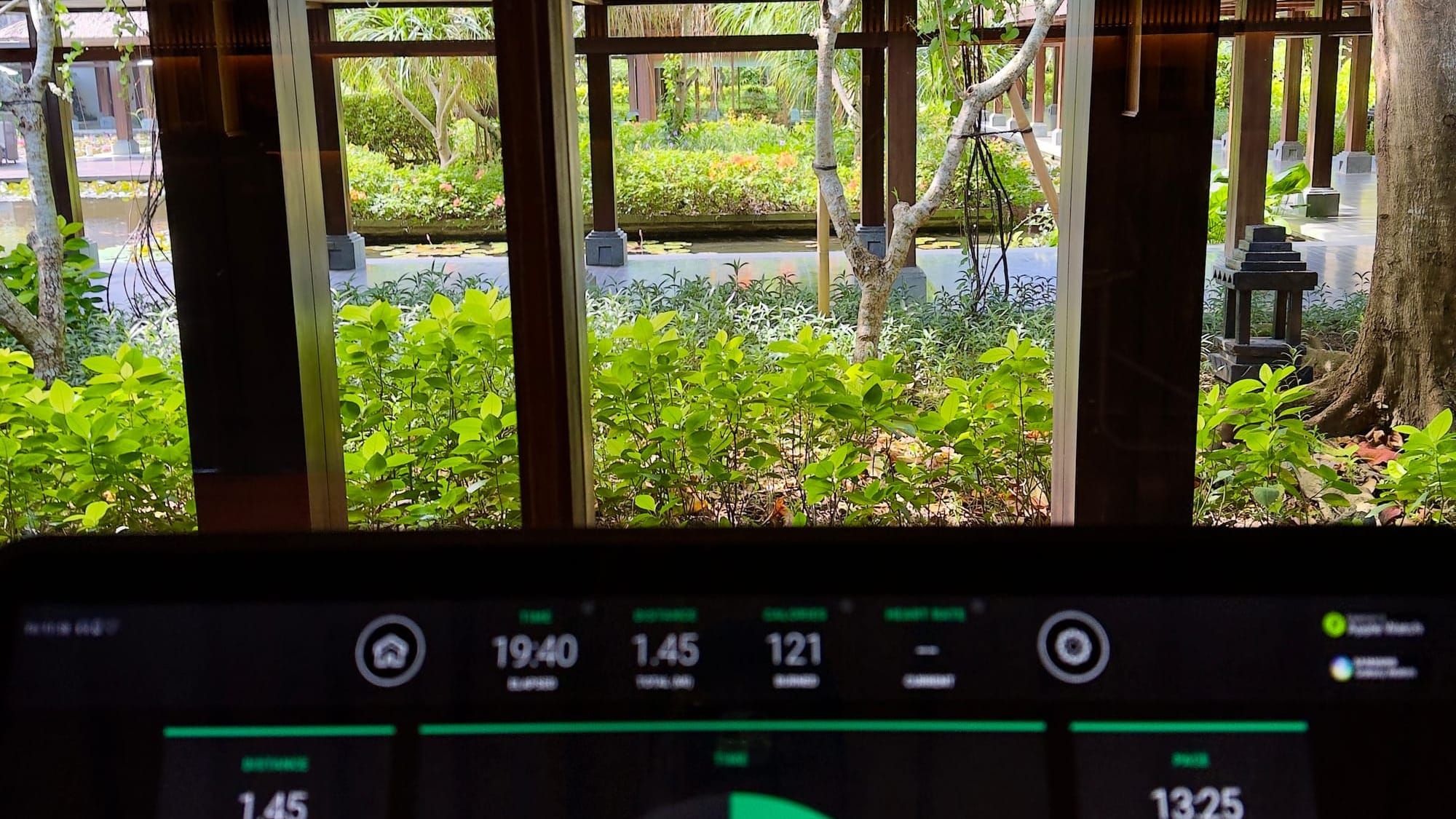 Too tired to work but can't fall sleep either?