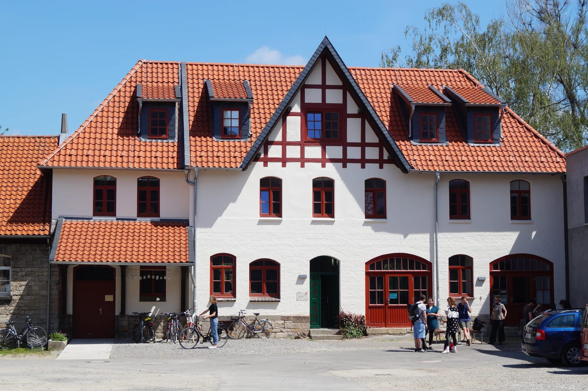 Institut im Sommer