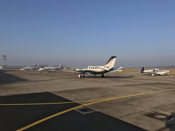 6 Private Jet Lease Quotes Compared: Decoding All-In Pricing