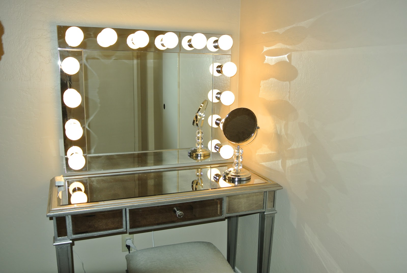 Led-Vanity-Light-Bulbs