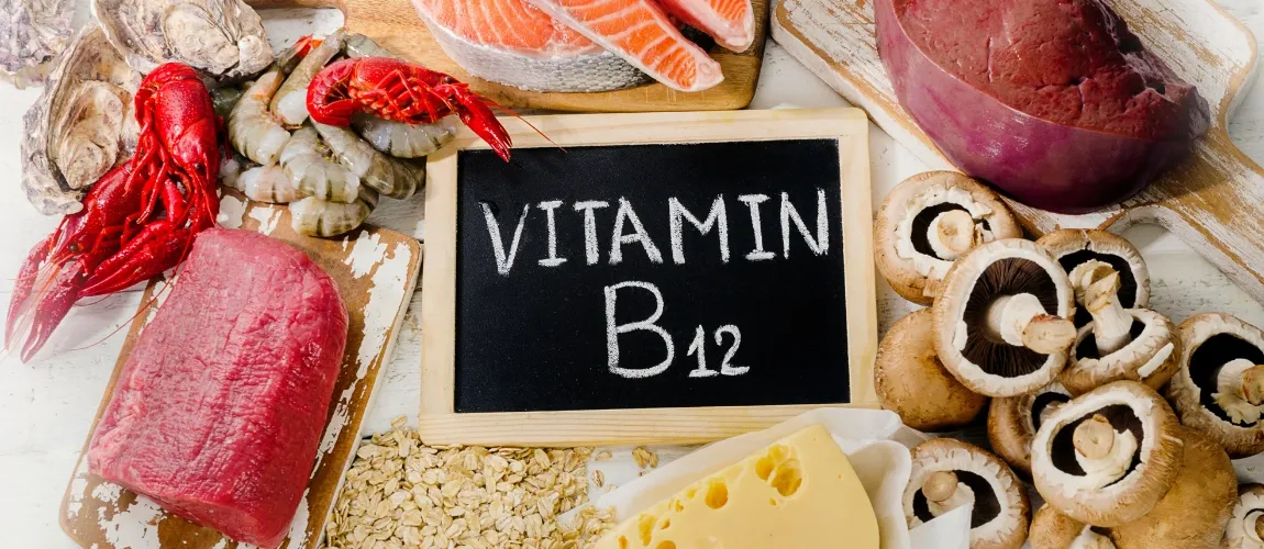 Vitamin B12 ist vor allem in tierischen Lebensmitteln wie Fleisch, Eiern, Fisch, Milch und Milchprodukten zu finden. Bildquelle: Canva.de
