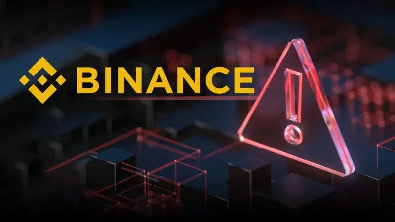 Binance 身分驗證頁面展示上傳身分證和自拍照的表單