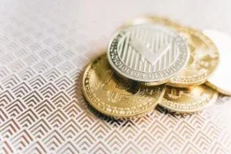 十大全币交易平台的标志及手续费对比