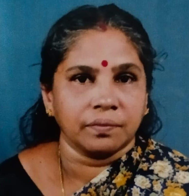 ഓമന (74)