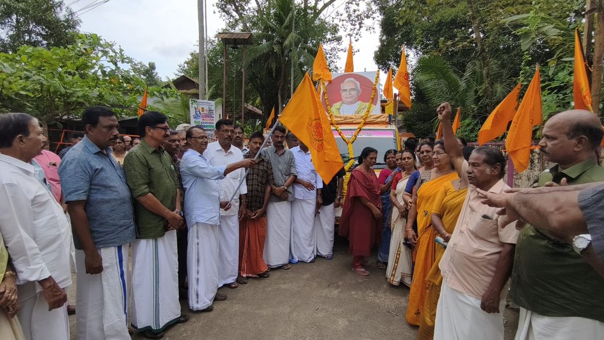 കൊടിക്കയർ ഘോഷയാത്രയ്ക്ക് തുടക്കമായി