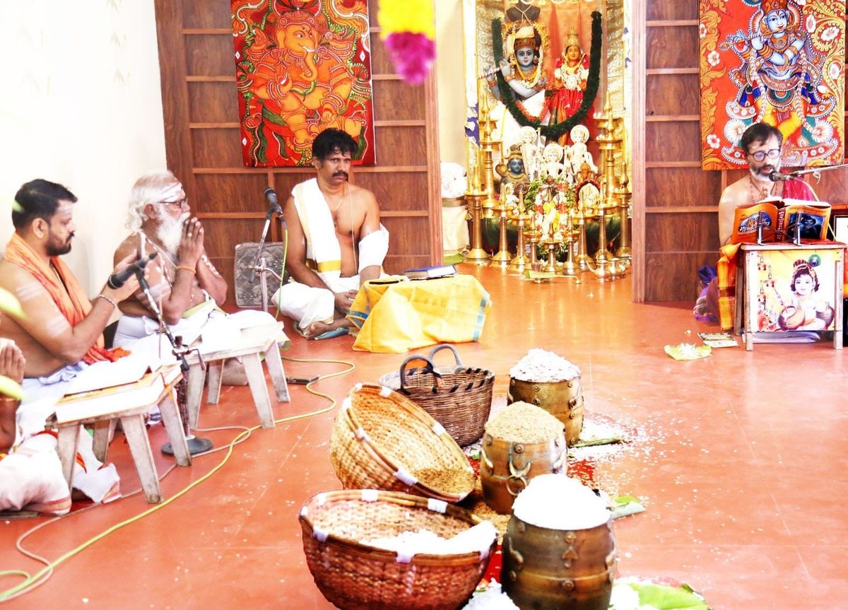 പയറുകാട് ശ്രീകൃഷ്ണസ്വാമി ക്ഷേത്രത്തില്‍ സപ്താഹ യജ്ഞ സമര്‍പ്പണ ചടങ്ങ് നടന്നു