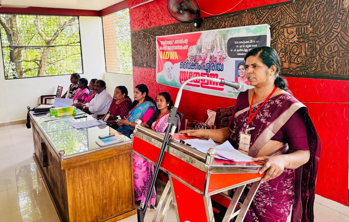 തൊഴിലുറപ്പ് മേഖലയെ തകർക്കുന്ന കേന്ദ്രസർക്കാർ നയങ്ങൾ അവസാനിപ്പിക്കണം: ജനാധിപത്യ മഹിളാ അസോസിയേഷൻ